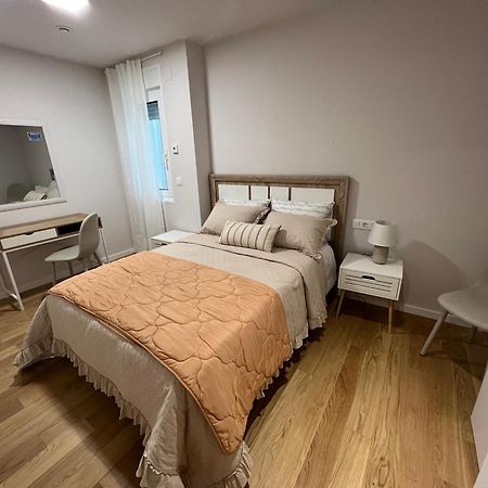 Апартаменты Vivienda Ronda Muralla A Estrenar Луго Экстерьер фото